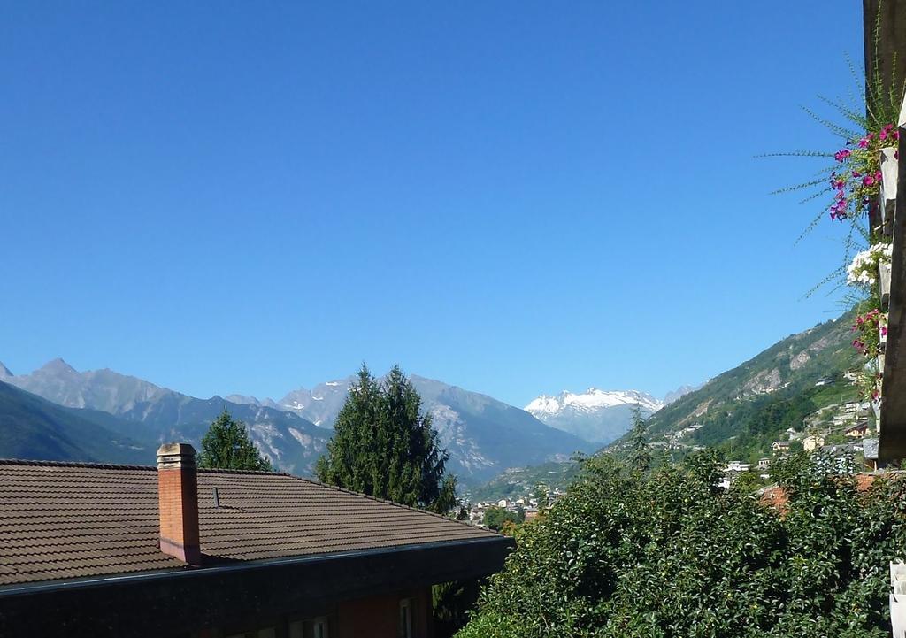 La Betulla Appartamento Confortevole Wifi E Parking Free Aosta Exteriör bild