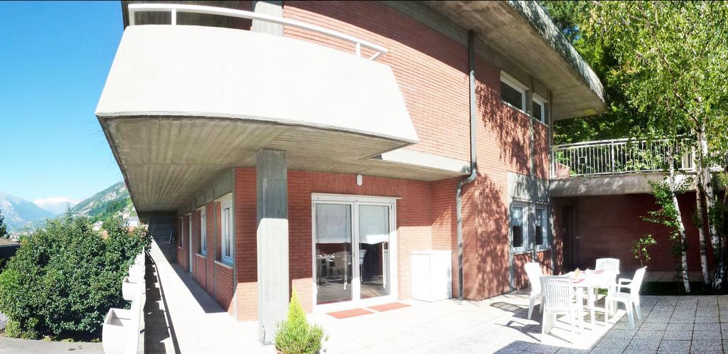 La Betulla Appartamento Confortevole Wifi E Parking Free Aosta Exteriör bild