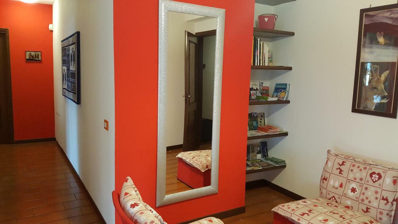 La Betulla Appartamento Confortevole Wifi E Parking Free Aosta Exteriör bild