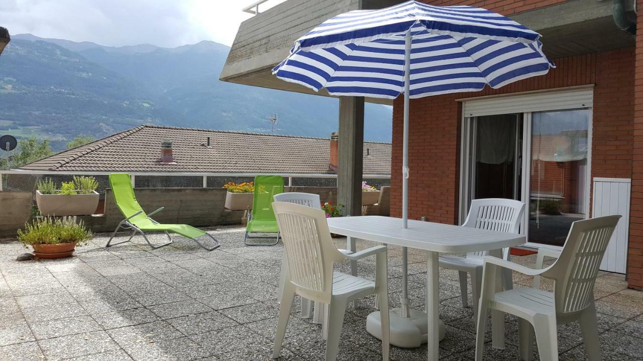 La Betulla Appartamento Confortevole Wifi E Parking Free Aosta Exteriör bild